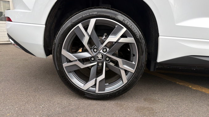 Skoda Karoq 1.5 TSI Sportline Edition 5dr Petrol Estate - Image 37